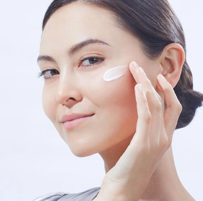 LANCOME Clarifique Brightening Plumping Milky Cream 15ml - Image 3