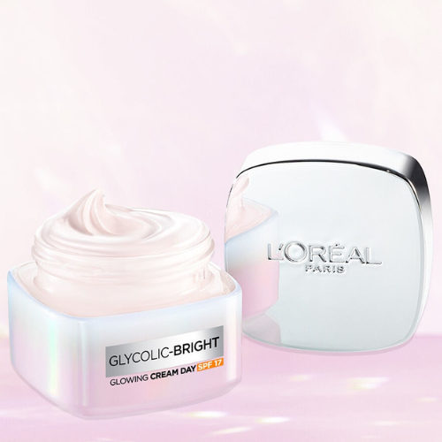 L'oreal Paris Cream Day Glycolic-Bright Glowing SPF 30 - 50ml - Image 3
